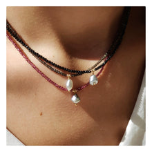 Charger l'image dans la galerie, Colliers Tuamotu